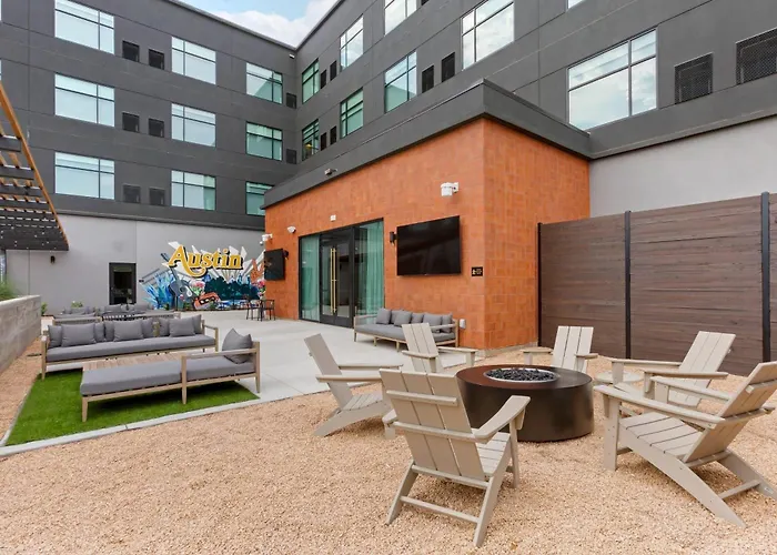 Cambria Hotel Austin Airport